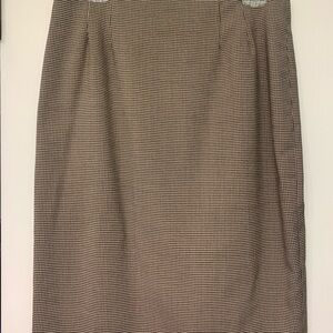 Fabulous houndstooth pencil skirt